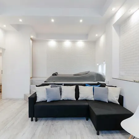 Lux White *